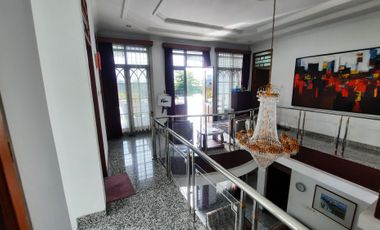 Dijual Rumah Mewah di Geger Kalong Jl. Lembah Asri