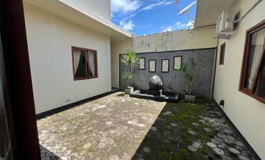 Villa di pinggir pantai Montong,Batu Layar dekat Senggigi Lombok