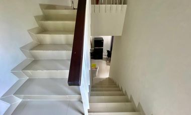 JUAL CEPAT 238m2 Perumahan Green Hills Jl Kapten Haryadi Palagan Hyatt