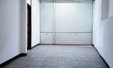 Disewakan Rumah plus Toko di jln Utama Gunung Batu