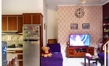 Rumah Carport Luas 10 Mnt ke Cibinong City Mall Bisa Nego J-19586