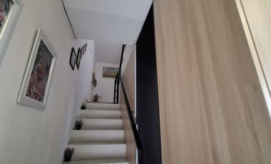 DISEWAKAN ATAU DI JUAL RUMAH DI JAKAGAKARSA Jakarta Selatan