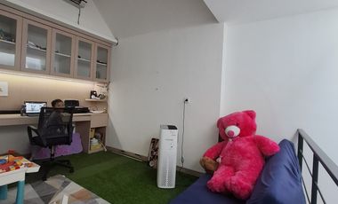 DISEWAKAN ATAU DI JUAL RUMAH DI JAKAGAKARSA Jakarta Selatan