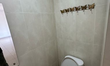 Disewakan Rumah 2 Lantai di Kawasan Summarecon Cluster Berly