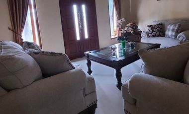 Dijual 2 rumah satu lokasi, view sawah dan gunung. Daerah Mungkid