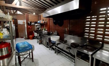 Resto Villa Joglo Kaliurang Utara dekat Merapi Golf Yogyakarta