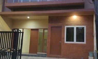 Dijual Rumah Baru Minimalis, Bebas Banjir, di Pulomas Jakarta Timur