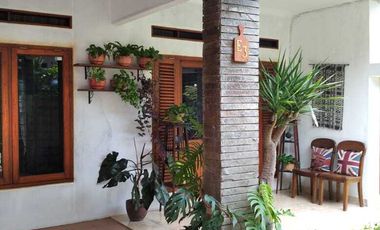 Dijual rumah one gate system Gegerkalong-Setiabudi Bandung Full furnis