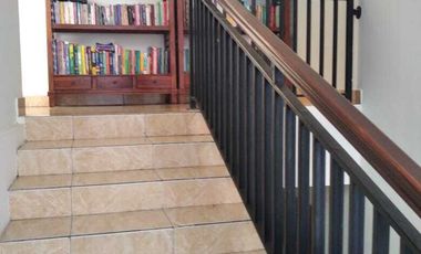 Dijual rumah one gate system Gegerkalong-Setiabudi Bandung Full furnis