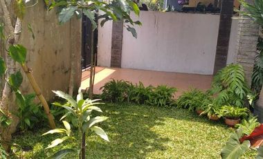 Dijual rumah one gate system Gegerkalong-Setiabudi Bandung Full furnis