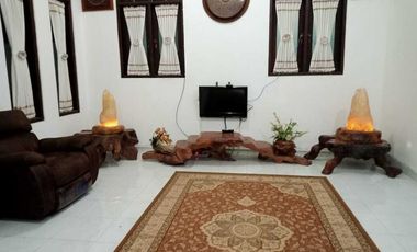 Rumah Besar Nyaman Tenang Dkt Internasional School jalan Nakula Sadewa dukuh sidomukti Salatiga