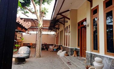 Rumah Besar Nyaman Tenang Dkt Internasional School jalan Nakula Sadewa dukuh sidomukti Salatiga