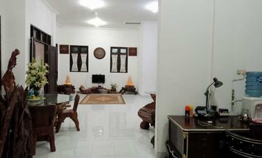 Rumah Besar Nyaman Tenang Dkt Internasional School jalan Nakula Sadewa dukuh sidomukti Salatiga