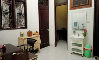 Rumah Besar Nyaman Tenang Dkt Internasional School jalan Nakula Sadewa dukuh sidomukti Salatiga