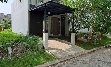 Disewakan rumah di Citraland Northwest Citraland