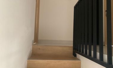 Rumah 2 Lantai 8 Menit ke RS Mitra Keluarga Jatiasih Siap Huni J-35044