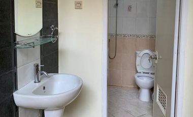 Rumah di Meadow Green 8 menit ke CityWalk Lippo Cikarang Nego J-21136