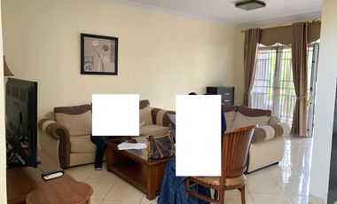 Rumah di Meadow Green 8 menit ke CityWalk Lippo Cikarang Nego J-21136