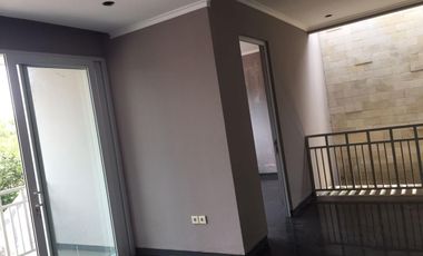 Rumah Full View Gunung Ungaran Selangkah Dari Jalan Raya Diponegoro Ungaran