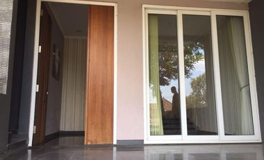 Rumah Full View Gunung Ungaran Selangkah Dari Jalan Raya Diponegoro Ungaran