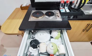 DISEWAKAN APARTEMEN TRANSPARK CIBUBUR STUDIO COZY FULL FURNISH LENGKAP