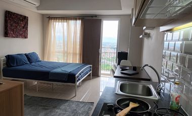 Disewakan Apartemen Breeze Area Bintaro Bsd ( Ln. Ru)