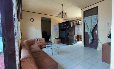 Disewakan Rumah di Balikpapan Baru coxok untuk mess ada 5Kamar