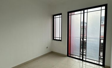 Rumah Green Lake City 3 Bedroom