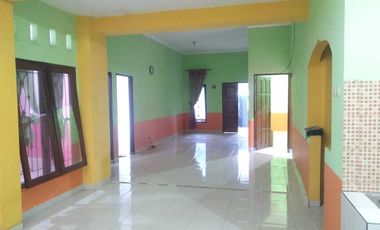 Rumah di dekat RS Biomedika Pagutan