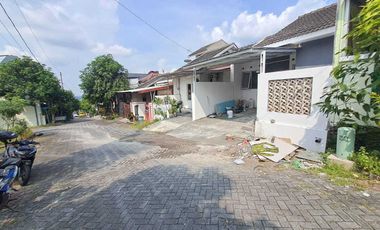 DIJUAL RUMAH SIAP PAKAI DI BUKIT FLUORITE JAYA TEMBALANG SEMARANG