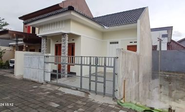 Dijual Rumah Baru Siap Huni Dekat Tengkleng Hohah di Jl. Wonosari KM 7