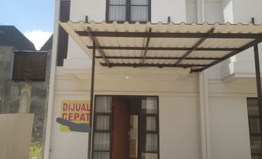 Rumah Modern di Cluster Kencana Vida Bekasi Harga Bisa Nego J-15996