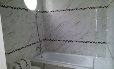 Rumah Baru 3 Lt. dijual Murah ada Kolam Renang, Jatinegara, JakTim,SHM