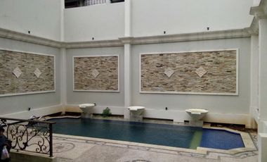 Rumah Baru 3 Lt. dijual Murah ada Kolam Renang, Jatinegara, JakTim,SHM