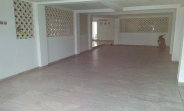 Rumah Baru 3 Lt. dijual Murah ada Kolam Renang, Jatinegara, JakTim,SHM