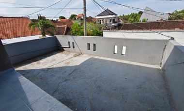 TURUN HARGA Dijual Rumah Lokasi Strategis di Toyaning, Ungasan