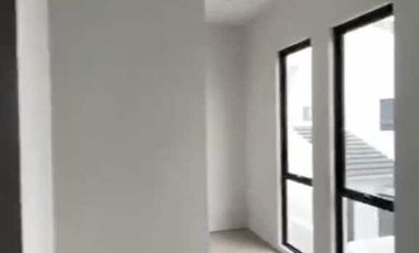 Disewakan Rumah Murah Strategis di Cluster Alma Citra Garden Puri