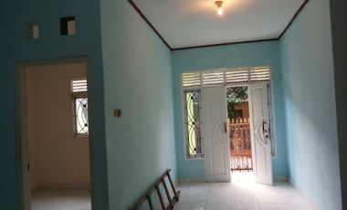 Dijual Rumah Strategis 4 Menit ke Stasiun Bojong Gede Siap KPR J-27082