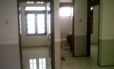 Rumah Cocok Untuk Kantor Area Laweyan