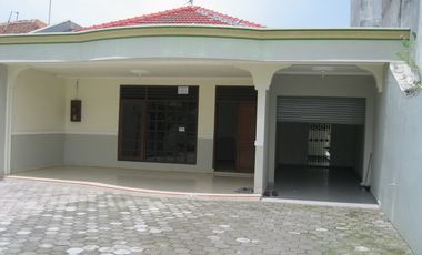 Rumah Cocok Untuk Kantor Area Laweyan