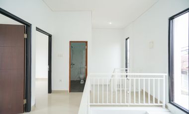 Rumah 2 Carport 10 Mnt ke Stasiun Bekasi Siap Huni Sudah Renov J-27653