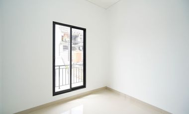 Rumah 2 Carport 10 Mnt ke Stasiun Bekasi Siap Huni Sudah Renov J-27653