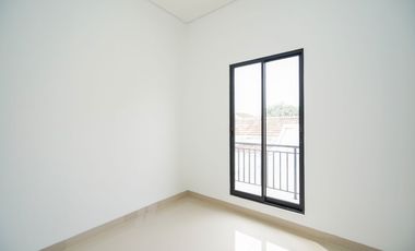 Rumah 2 Carport 10 Mnt ke Stasiun Bekasi Siap Huni Sudah Renov J-27653