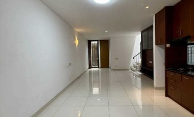 Rumah Minimalis , Bagus , Cipete Utara Lt, 90 m/Lb, 150 m, harga 2,9 M