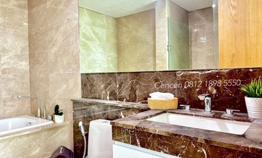 Disewakan 3+1BR Luxury Diamond Unit with Golf & City View Fairview