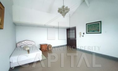 RUMAH LUAS , NYAMAN dan TERAWAT di BUKIT DAGO