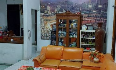 Dijual Cepat Rumah dan Tanah di Jatiwaringin Bekasi
