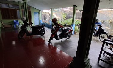 Rumah tinggal di jalan protokol Cilacap