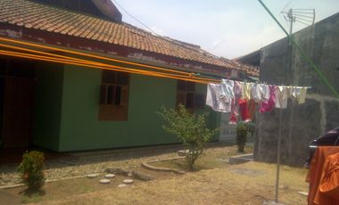 Rumah tinggal di jalan protokol Cilacap