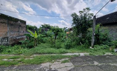 Tanah daerah kos dan perumahan ISI dan UNS solo